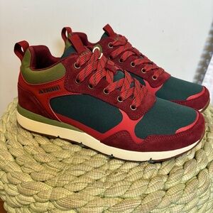 NEW Ridgemont Escape Lo Burgundy/Red/Slate Suede Lace Up Retro Outdoor Sneaker